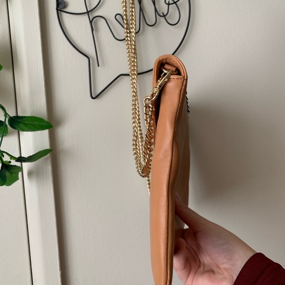 Henri BENDEL • Crossbody Envelope Purse - Picture 5 of 6